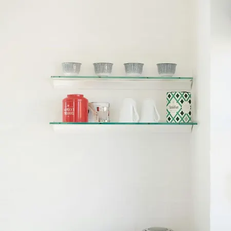 Enjoy Sea Views In Summer House