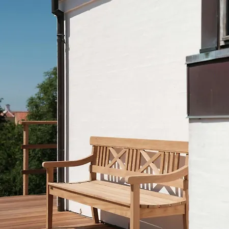 Enjoy Sea Views In Summer House 度假居