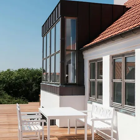 Enjoy Sea Views In Summer House 度假居